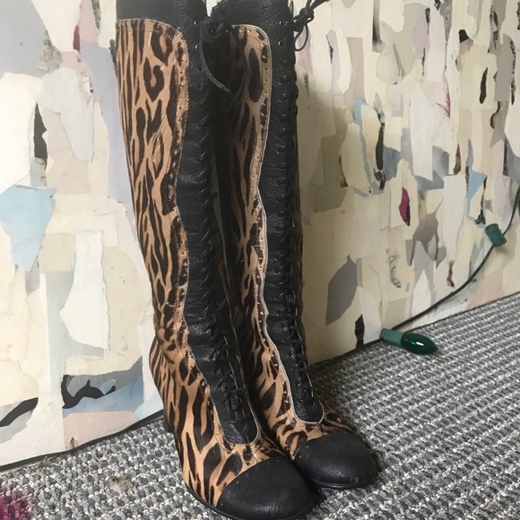 Boho Tall Boots BOLO for Born, lace-up front side zipper, zebra print leather - Picture 3 of 6